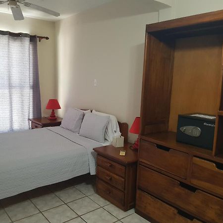 Hotel Wild Orchid Placencia Exterior foto