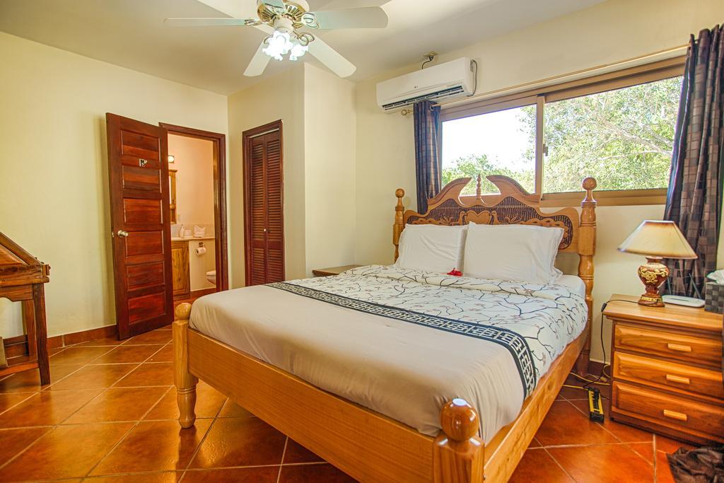 Hotel Wild Orchid Placencia Exterior foto